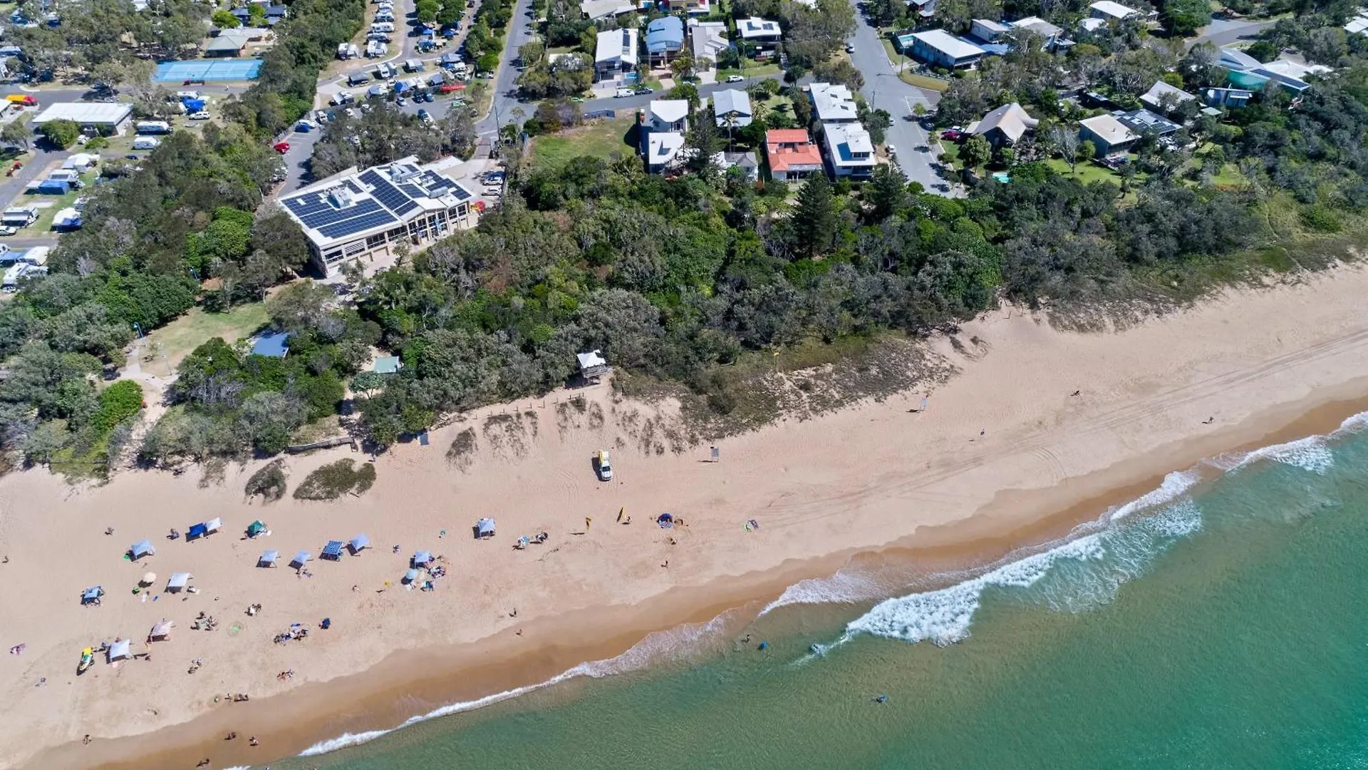 Coastal Getaway Across From Dicky Beach contacts