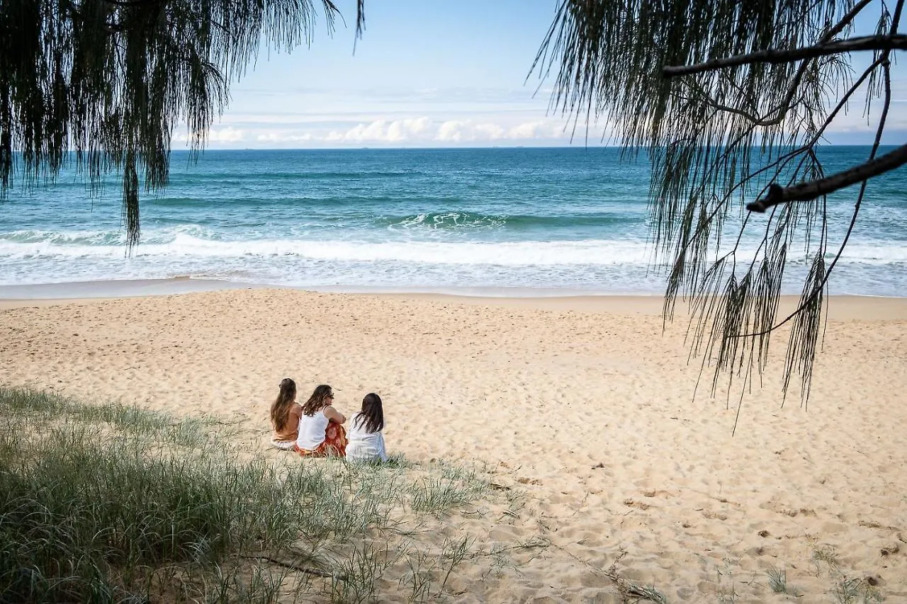Holiday home Coastal Getaway Across From Dicky Beach Caloundra